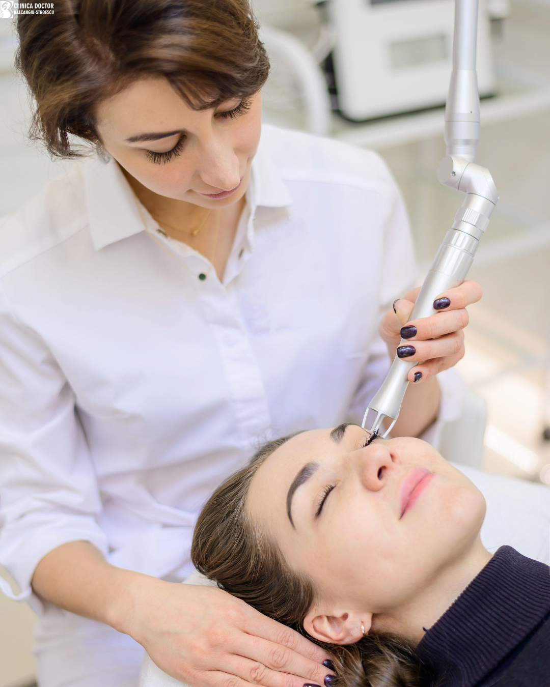 Superior and inferior CO₂ laser blepharoplasty